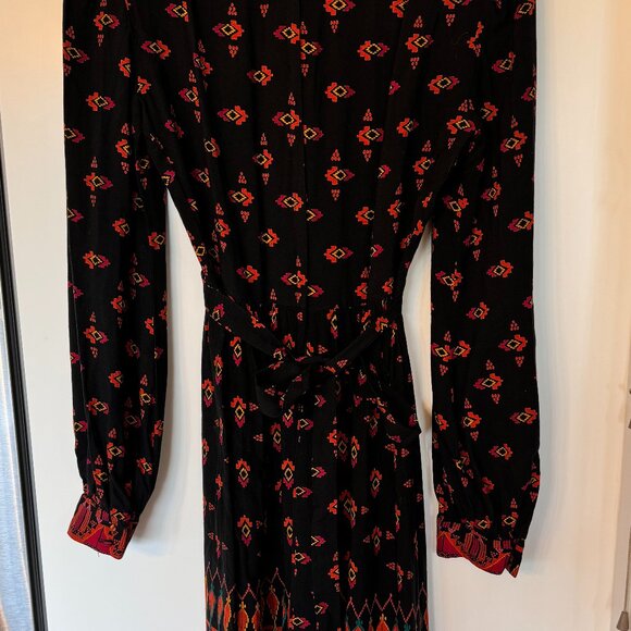 Colourful Long Sleeved Patterned Midi Dress - Picture 12 of 13